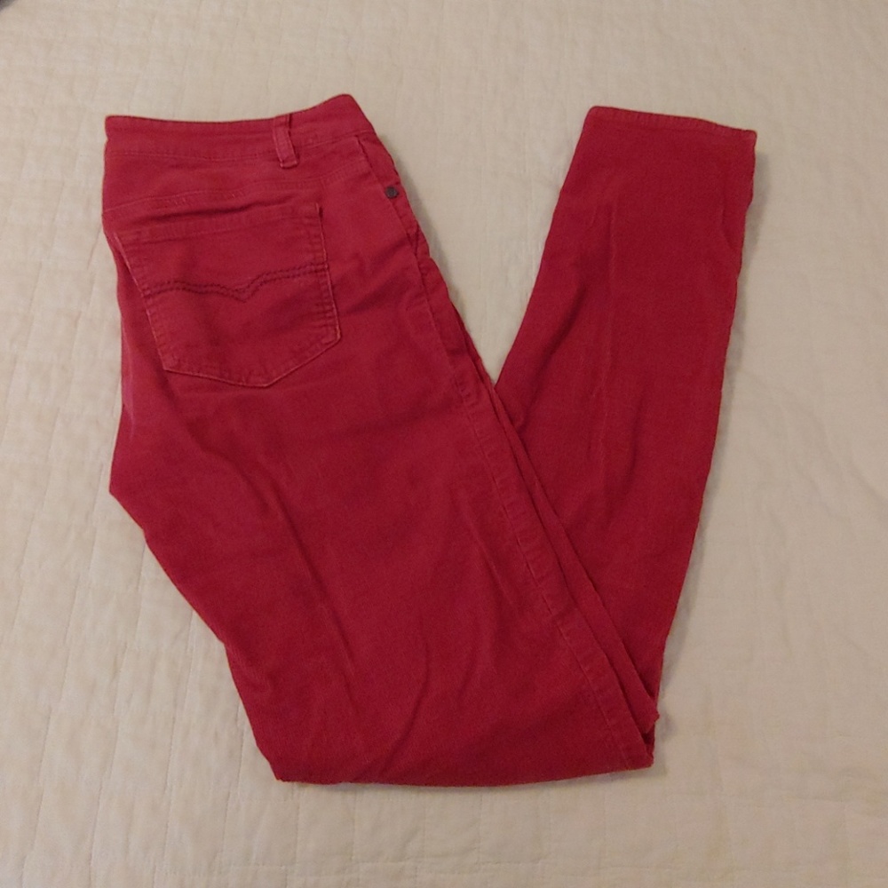 Prana size 4 red trinity cords